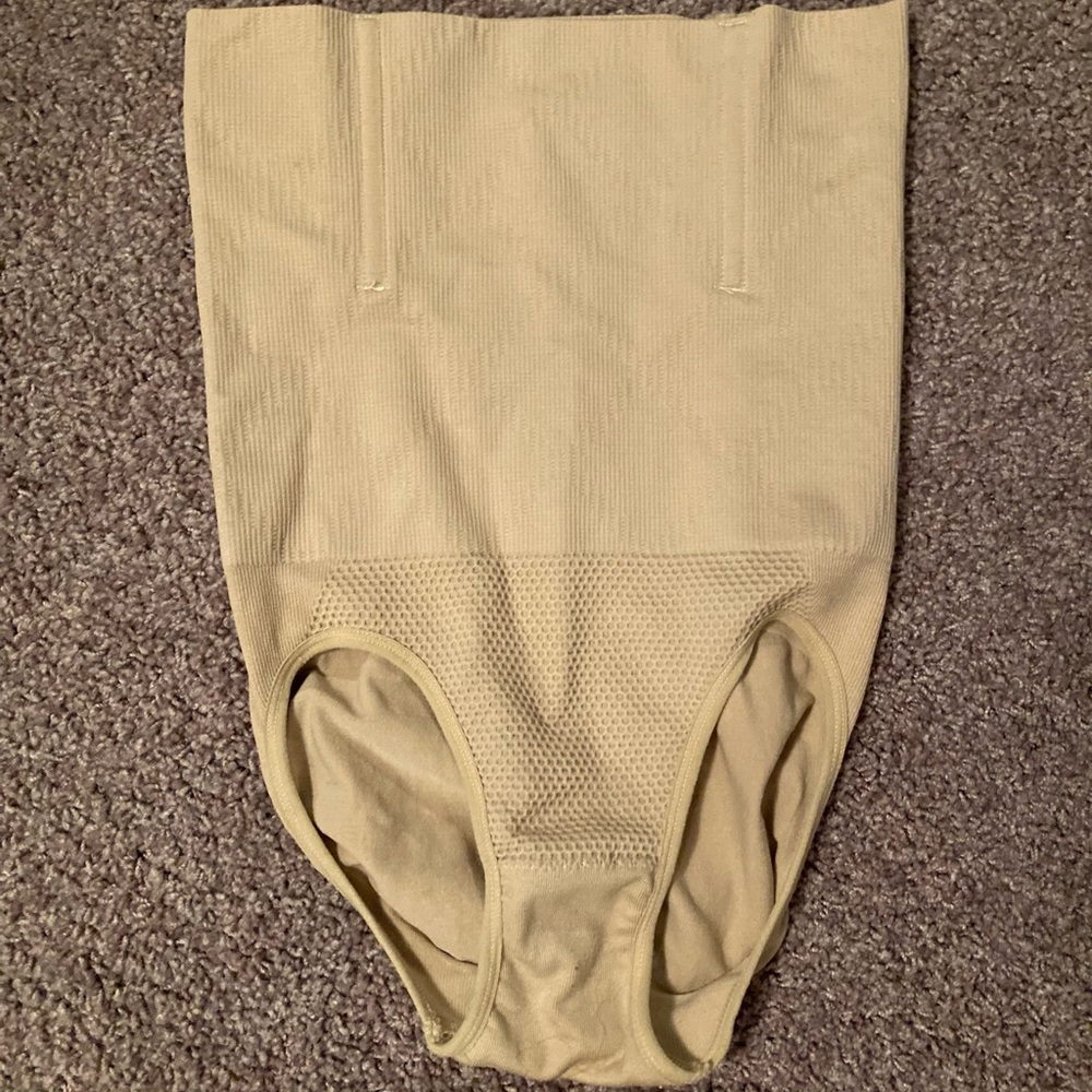 Shaper queen shapewear